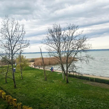 Club218 Alex Wellness Lejlighed Siófok